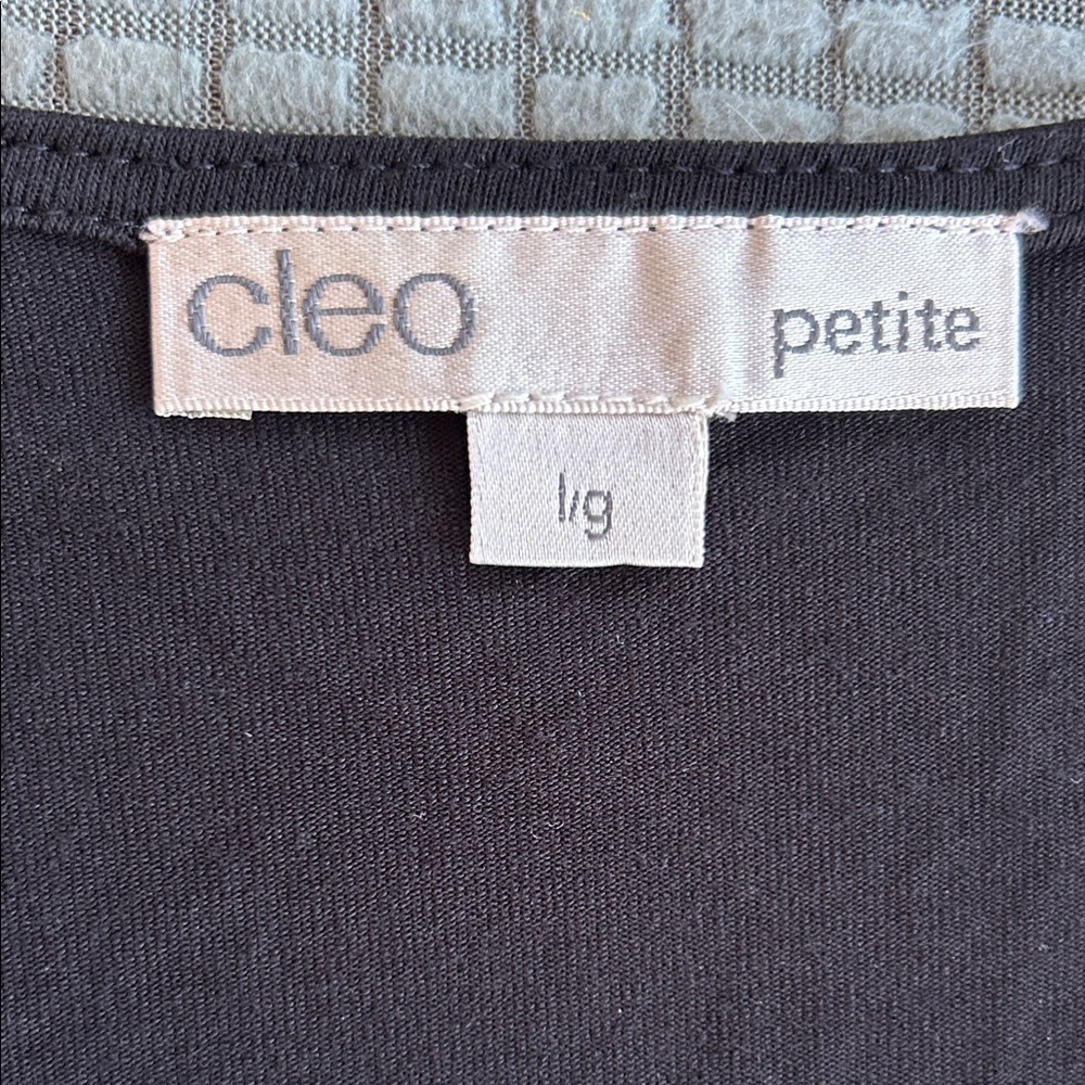 Cleo Black Pleated topper - Picture 5 of 8